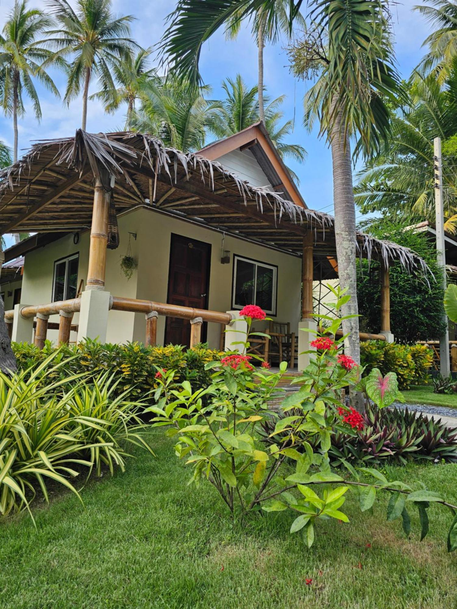 The Mellow Mango Ko Lanta Exteriör bild