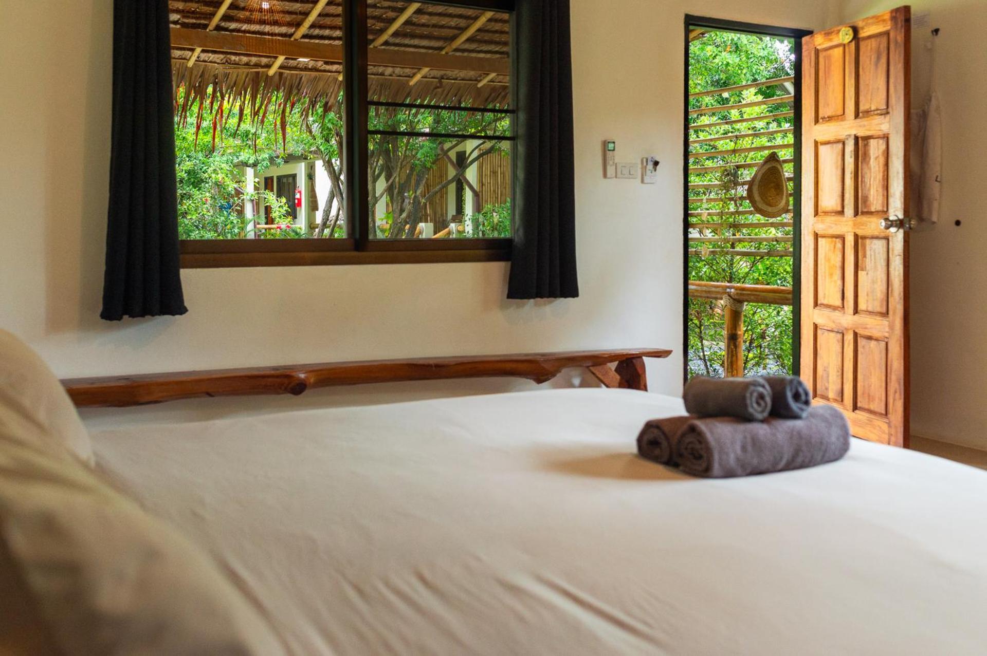 The Mellow Mango Ko Lanta Exteriör bild